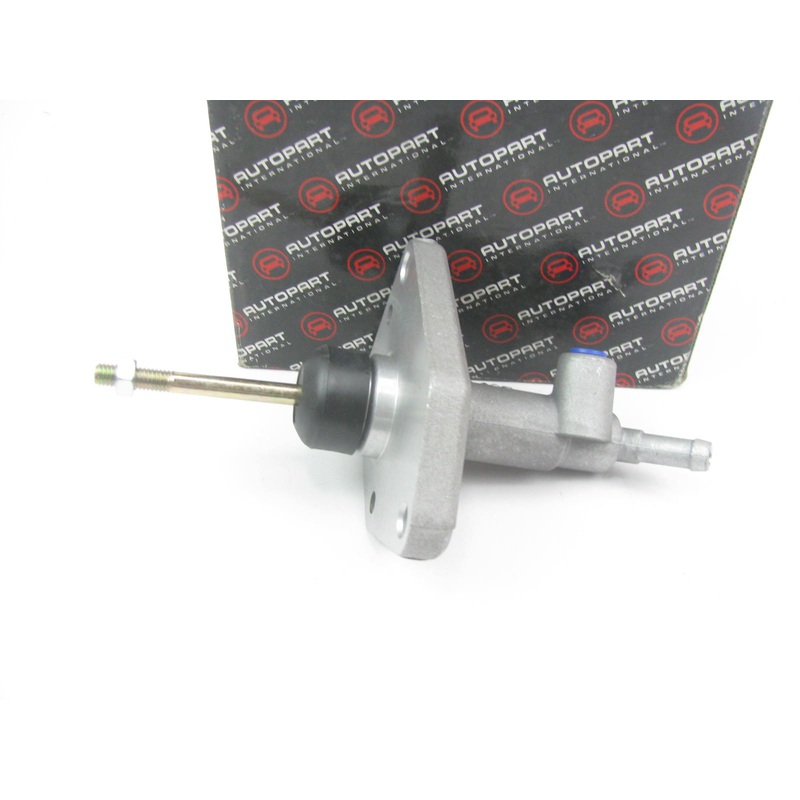 Autopart 1575-200978 Clutch Master Cylinder For 2001-2004 Hyundai Santa Fe