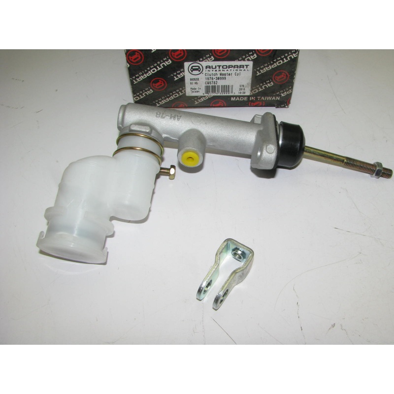 Autopart 1575-30999 Clutch Master Cylinder For 1995-1999 Hyundai Accent