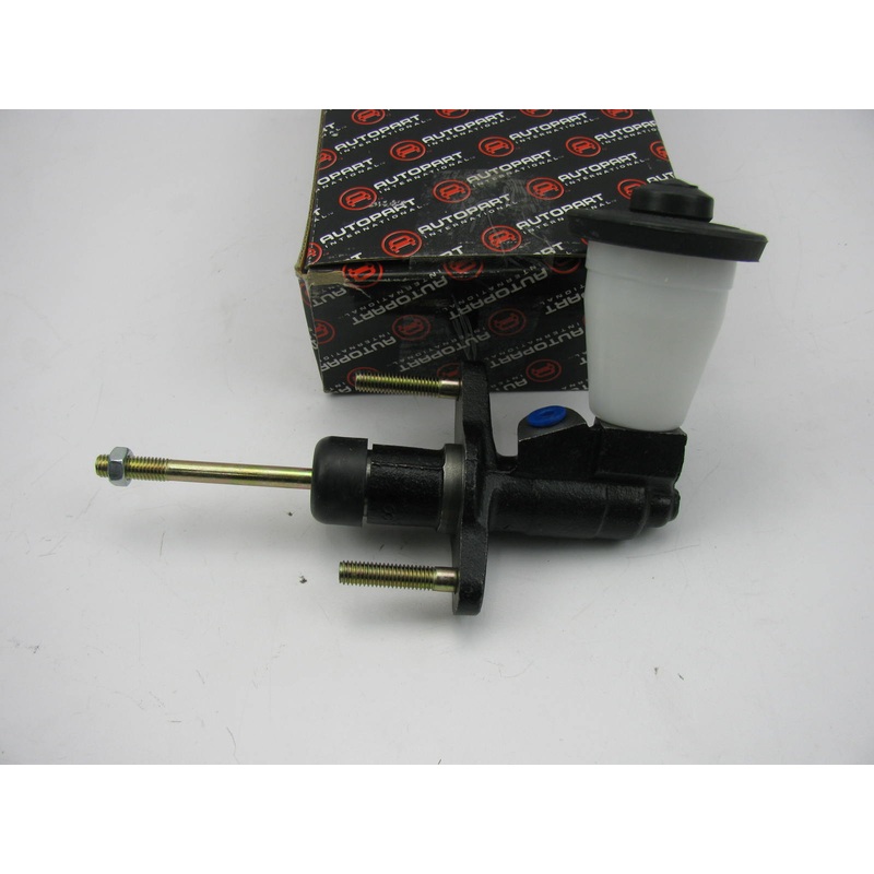 Autopart 1575-31652 Clutch Master Cylinder 1988-89 Toyota Corolla 1989 Geo Prizm