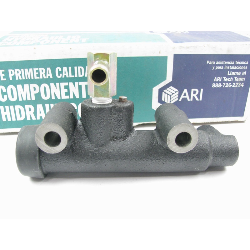 ARI 23-24002 Clutch Master Cylinder For 1990-96 GMC 60 Series; 86-98 Isuzu NPR