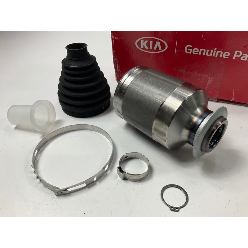Right CV Axle Joint Kit, Differential Side OEM For 2021-24 Kia Seltos 495R3Q5300