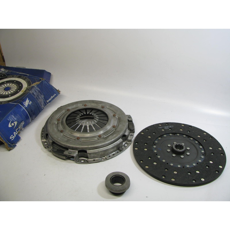 Sachs K70054-01 Clutch Kit for 1992-95 GM Trucks With 6.5L DIESEL Engine