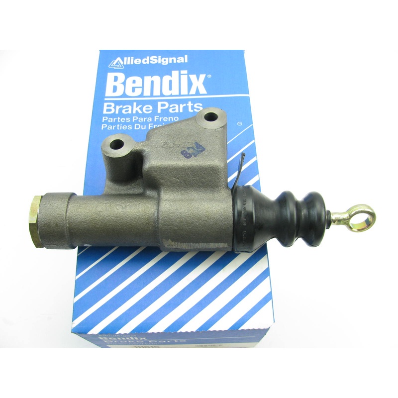 1981-1983 Ford C600 C700 C8000 C8000 Medium Duty Truck Clutch Master Cylinder