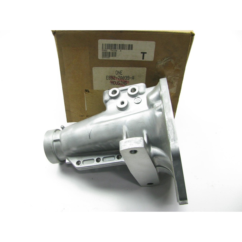 1985-1987 2WD Ford Ranger TK5 5-Speed Transmission Rear Extension Housing