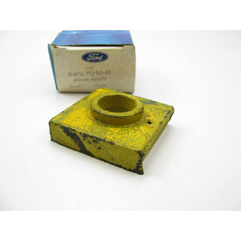 NOS 1964-65 Ford F100 F250 4WD Auxiliary Transmission Mount Insulator B4Q-7010-B