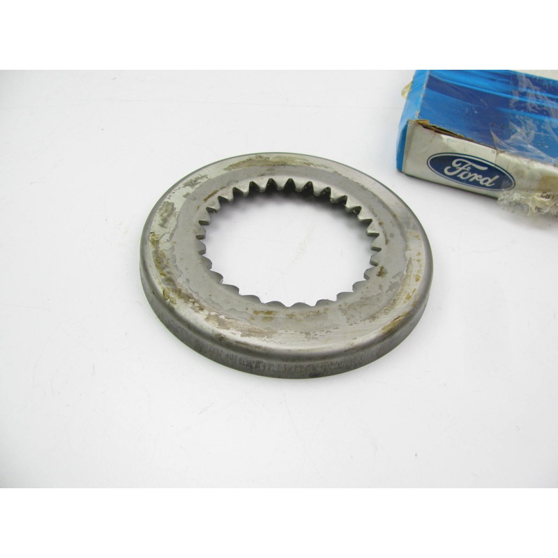 NOS 1968 Ford HD Truck Eaton Fuller Transmission 3rd Gear Syncronizer Cup 228306