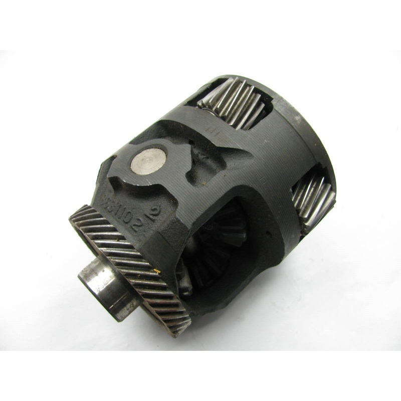 NOS GM 8631102 Differential Spider Carrier TH-125 - MINOR SURFACE RUST See Photo