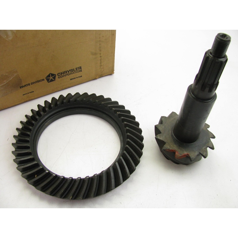NOS OEM For 1957-1967 Mopar 2070817 Rear Diff Ring & Pinion 3.23 Gear Ratio