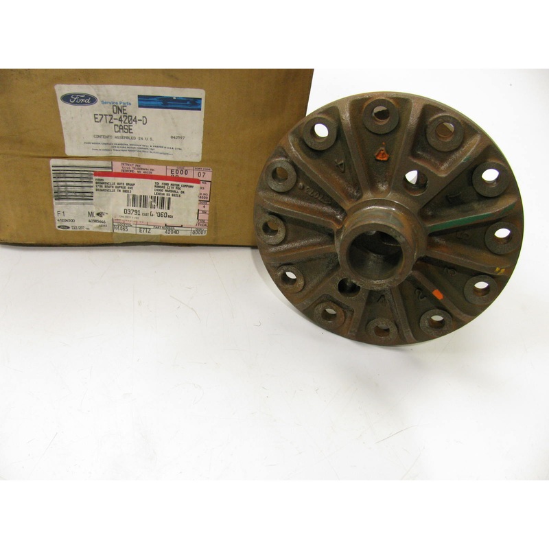NOS - OEM Ford E7TZ-4204-D Rear Differential Carrier - 10.25''