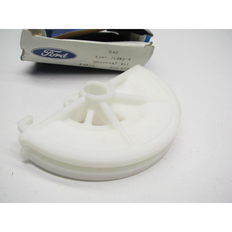 NOS - OEM Ford E9RY-7L583-A Manual Trans Clutch Pedal Quadrant Adjuster Pawl
