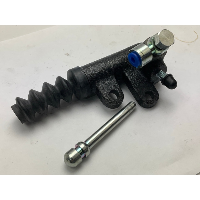 NEW UNBOXED 73539 Clutch Slave Cylinder For 2001-2003 Mazda Protege