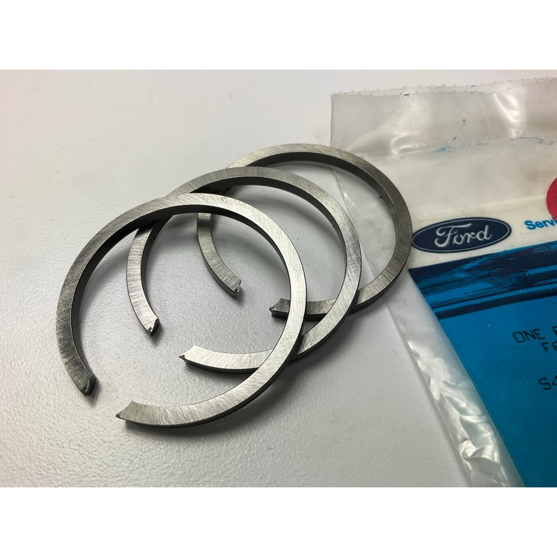 (3) NEW - OEM Ford F6ZZ-7064-A Manual Transmission Snap Ring, T45OD