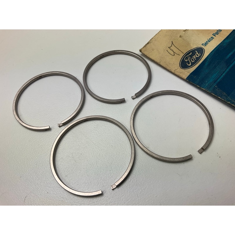 (4) NEW Ford E6AZ-7F273-A Automatic Transmission Output Shaft Housing Seal, AOD
