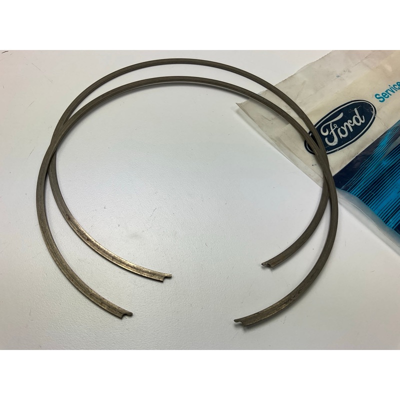 (2) Ford E9TZ-7D483-J Reverse Clutch Snap Ring - 9-3/8'' OD X .074 1989-1997 E4OD