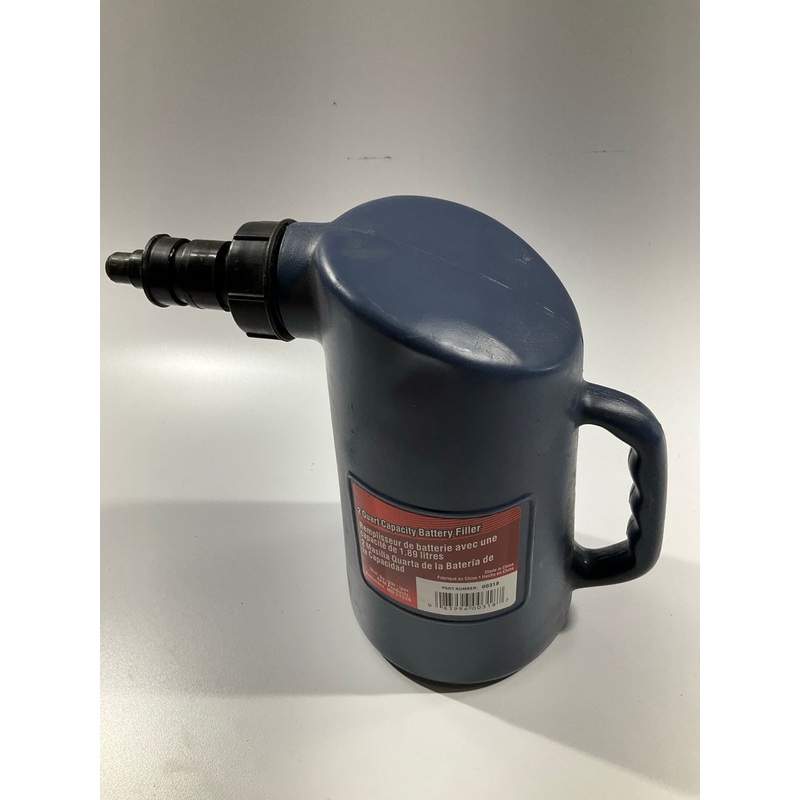Deka 003182 2 Quart Capacity Golf Cart Battery Filler Bottle