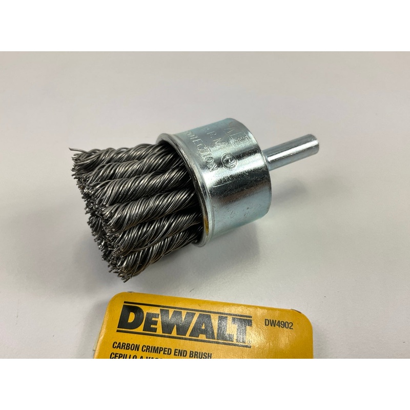 Dewalt DW4902 Knot Wire End Brush, 1'' X 1/4''