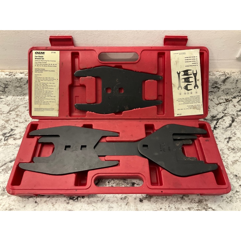 VERY LIGHTLY USED #2 OEM Tools 27186 Fan Clutch 5 PIECE Wrench Set