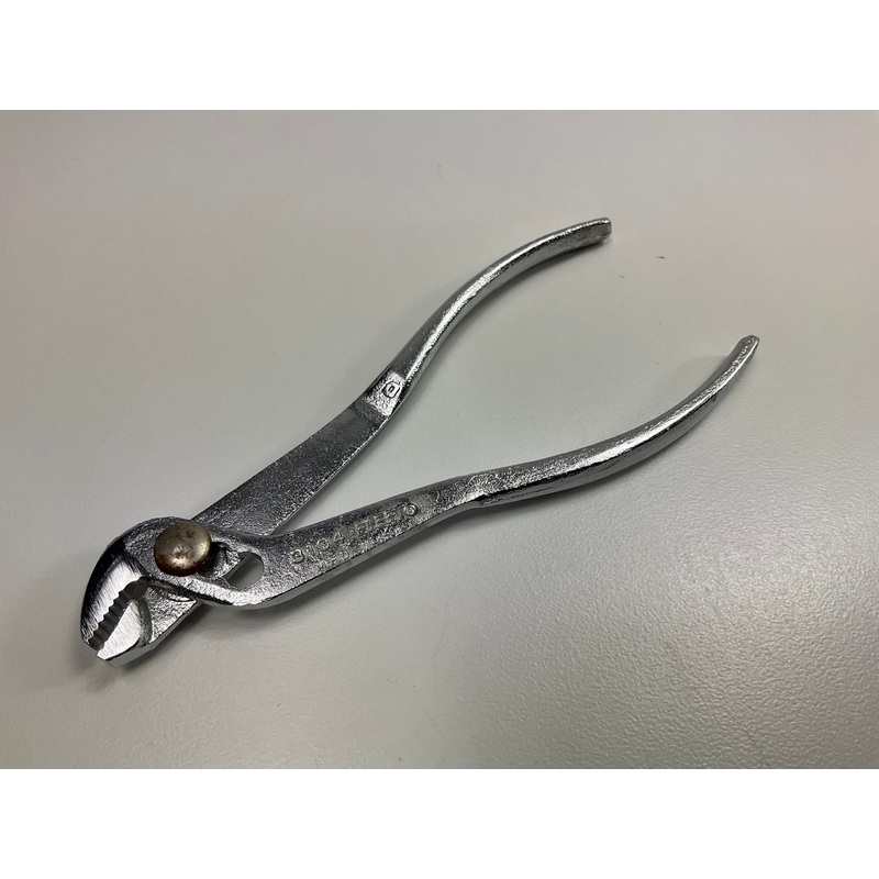 VINTAGE - Fleet 3104 Miniature Adjustable Pliers, 4-1/2'' Long - MADE IN USA