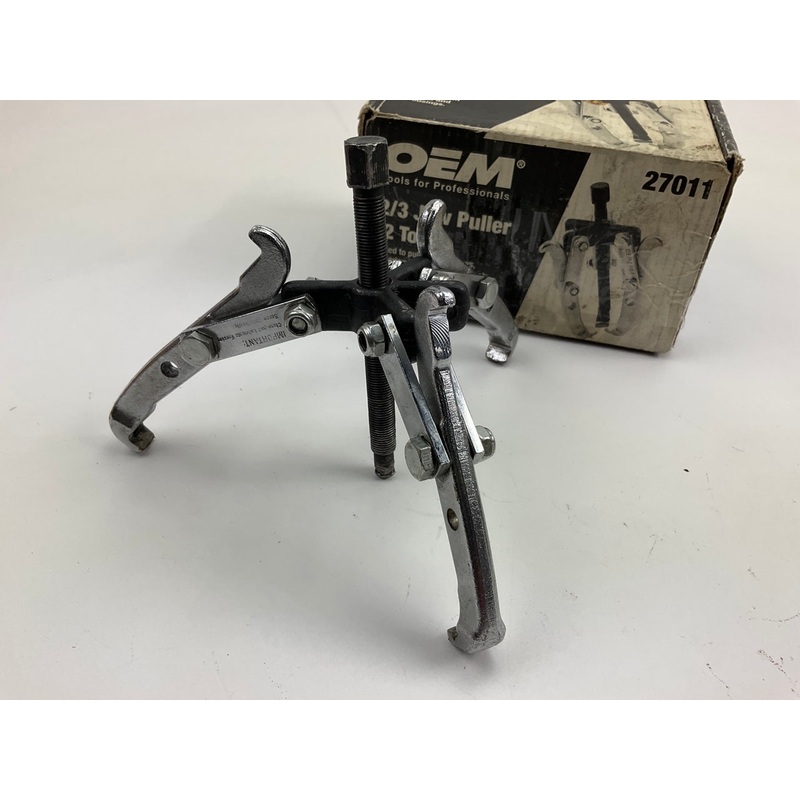 USED #5 - OEM Tools 27011 2-Ton Gear Pulley Puller, 2/3 Jaw, 3-1/4'' Spread
