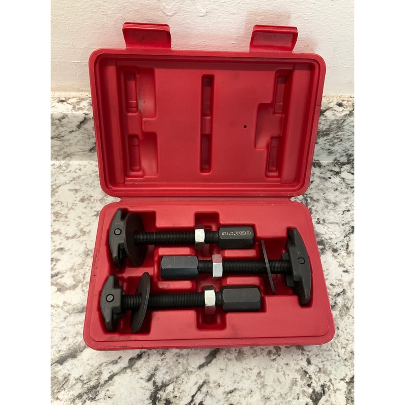 USED #1 - OEM Tools 27129 Rear Axle Bearing Remover Tool Set