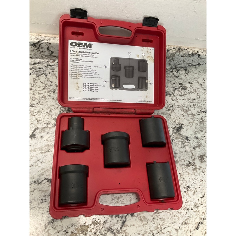 USED  OEM Tools 27174 1/2'' Drive 5-Piece 4WD Spindle Nut Remover Socket Tool Set