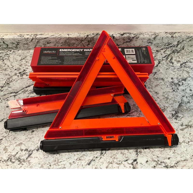 Deflecto Emergency Warning Triangle Safety Kit - (3) Triangles For Early Warning