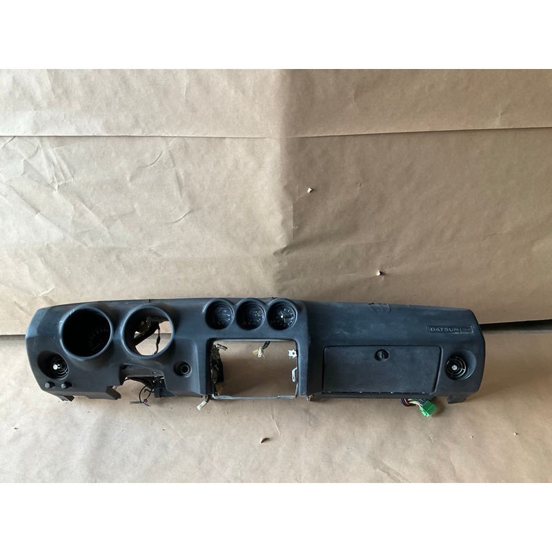 USED, CRACKED - Original OEM Dash Dashboard W/ Some Gauges For 1976 Datsun 280z