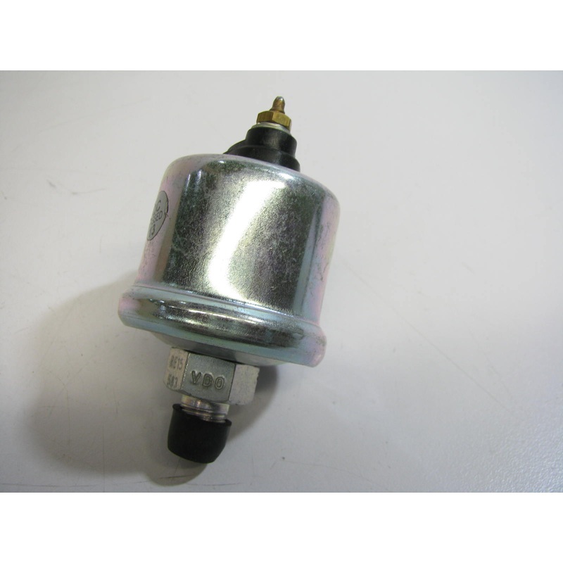 VDO AT168629 Oil Pressure Sender For John Deere 655 750 850 4040 4050 4230 4240