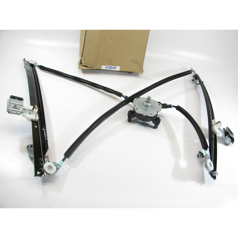 VDO WR51119 Front Right Manual Window Regulator 2004-07 Town & Country & Caravan
