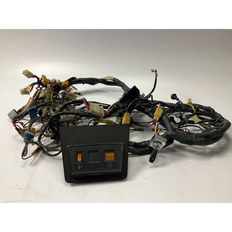 USED - Dash Wire Harness With Fuse Cover & Hazard Switch For 1972-73 Datsun 240z