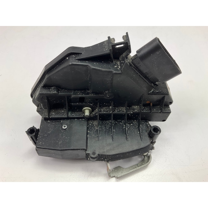 USED - OEM Front Right Door Lock Actuator Latch Lock OEM For 2015-19 Lincoln MKC