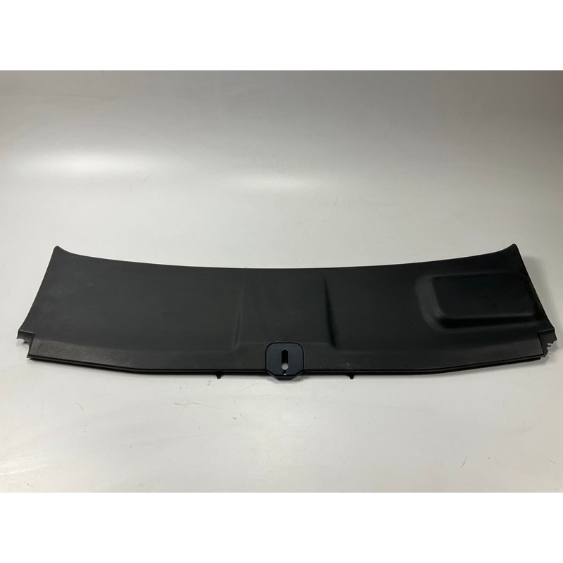 USED - ROUGH, SEE PHOTOS Hatch Finisher Center Panel Black For 90-92 300zx Z32