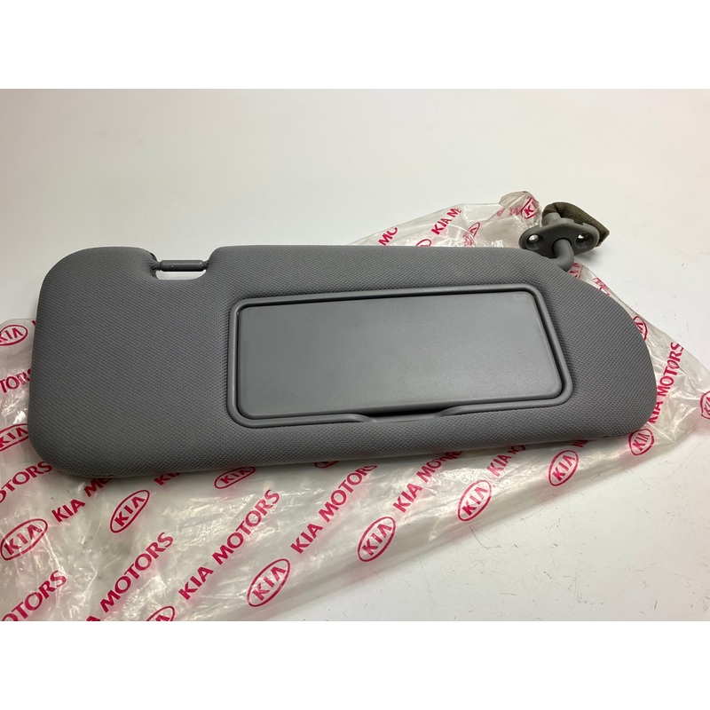 Right Passengers Side Gray Sun Visor OEM For 2005-2007 Kia Sorento 852023E071CY