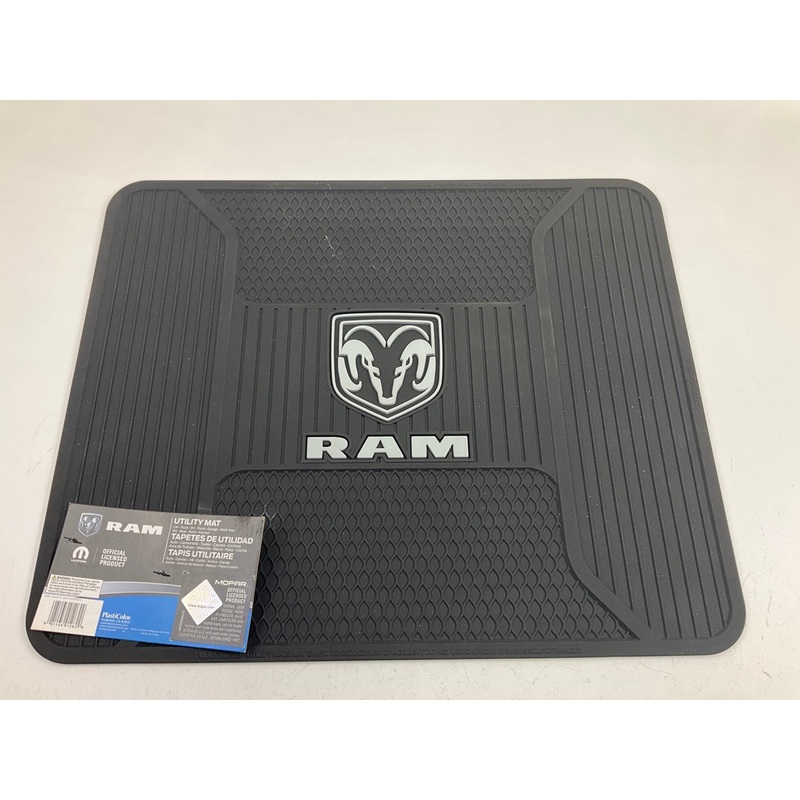 Plasticolor 001262 Rear Single Rubber Utility Floor Mat  14''x17'' For RAM Truck