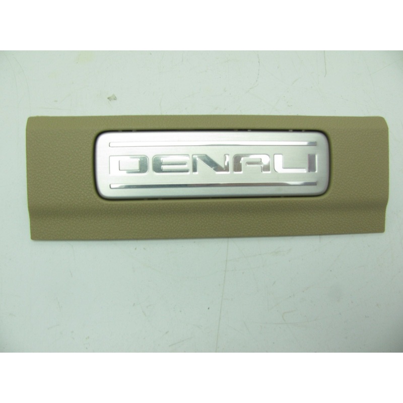 OEM GM Short Rear Sill Plate 15873289 For 2007-2014 Yukon Denali