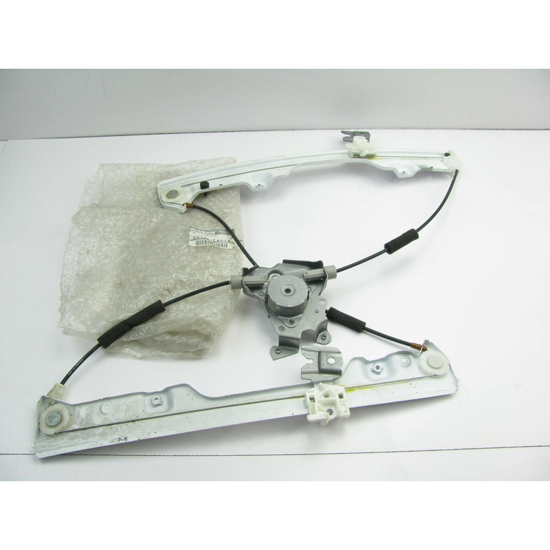 OEM 80720CA01A Front Right  Power Window Regulator W/O Motor For 03-07 Murano