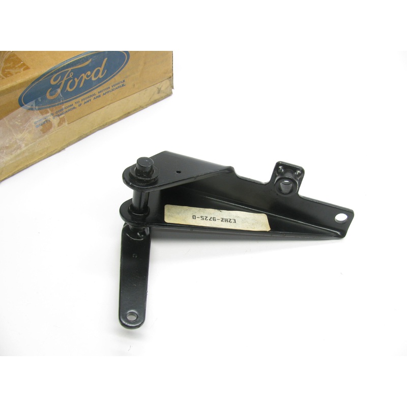 OEM  FREIGHTLINER E2HZ9725D ACCELERATOR Pivot Bracket