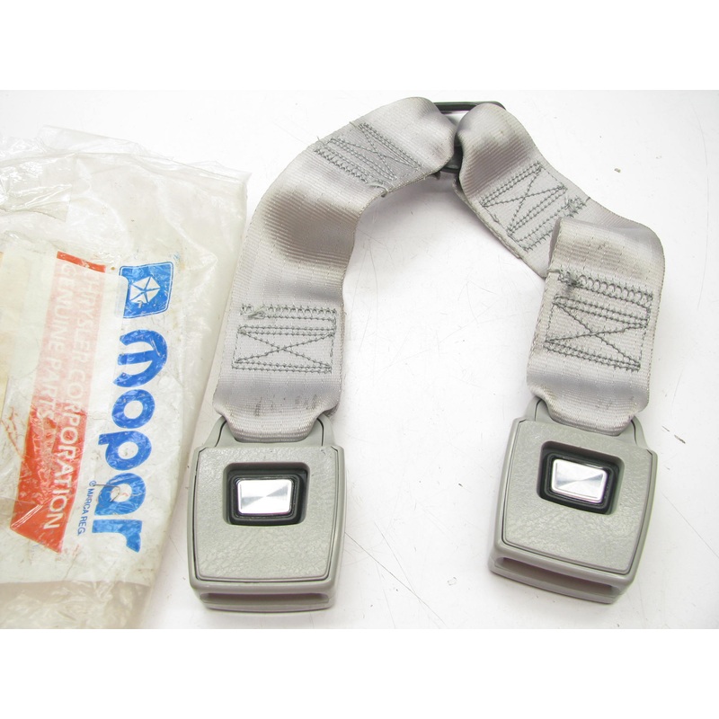 OEM  Second Row Center Seat Belt Buckle 0F683CA3 For 87-90 Caravan Voyager