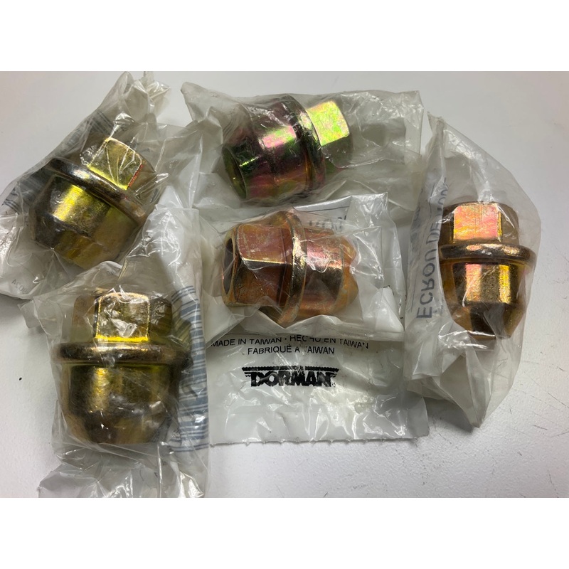 (5) Dorman 611-199 Wheel Lug Nuts