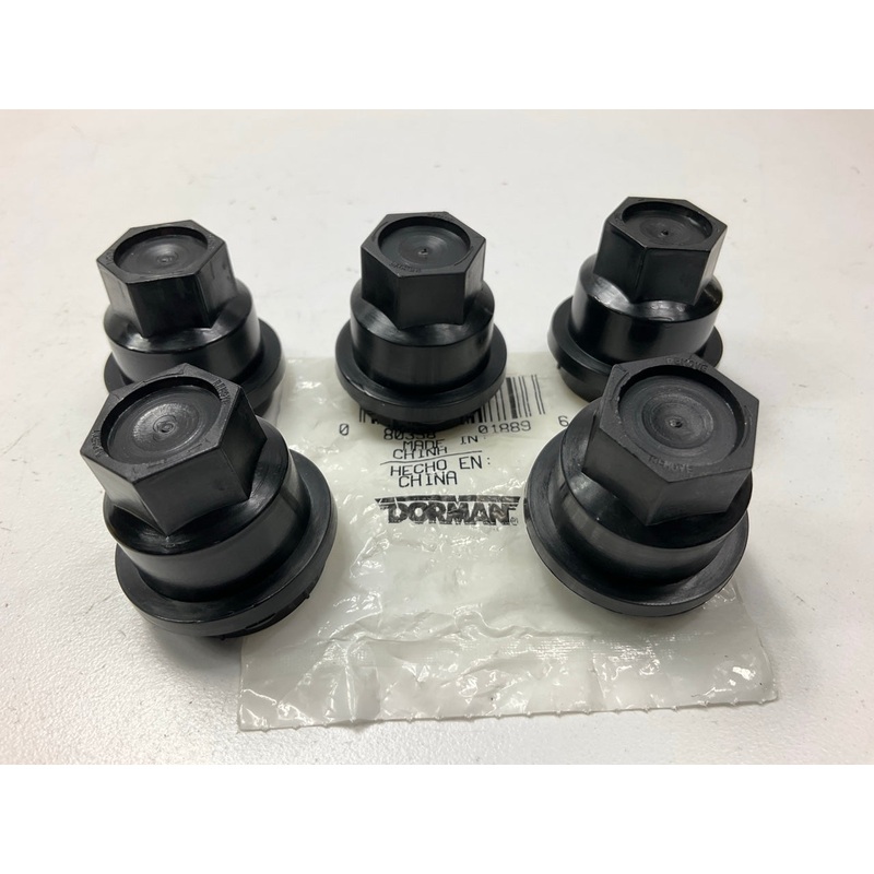 (5) Dorman 611-615 Wheel Lug Nut Cover