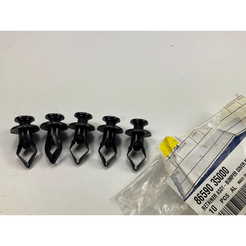(5) NEW - OEM 8659035000 Front Bumper Retainer Clips For 2005-09 Hyuundai Tucson