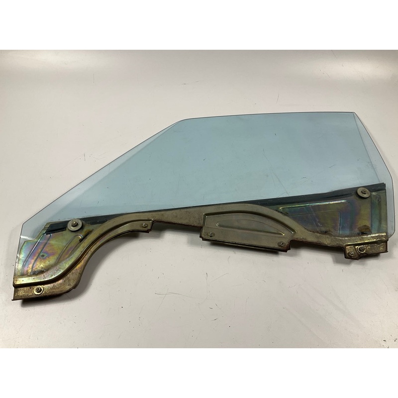 USED, Minimal Rust, Left Drivers Side Door Window Glass For 77-78 Datsun 280z