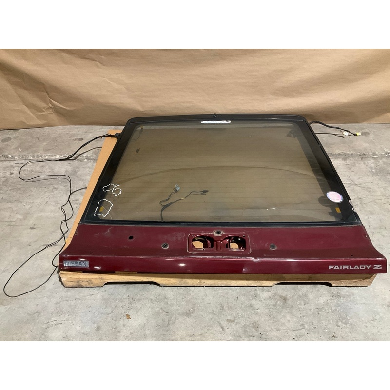 USED, NO RUST Good Rear Hatch With Glass OEM For 84-89 Nissan 300zx Z31 2-seater