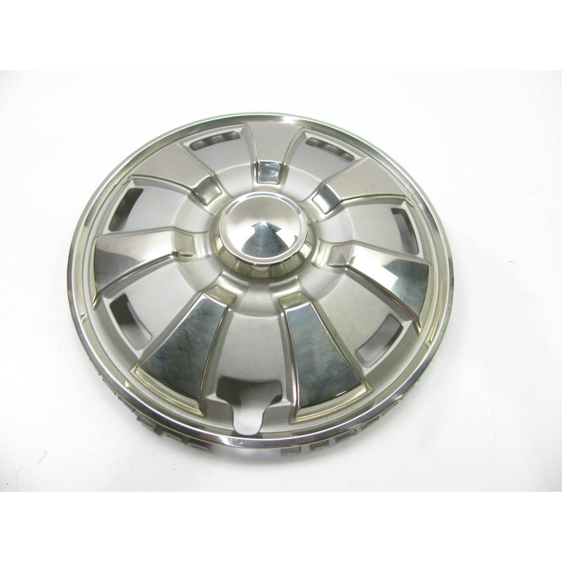 Vintage NOS OEM Toyota 42621-12060 Hub Cap For 60-80's Toyota ????????????