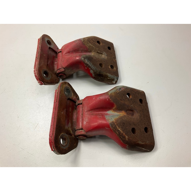 USED #52 Upper & Lower Door Hinge Set Right Passengers For 84-89 300zx Z31 2+2