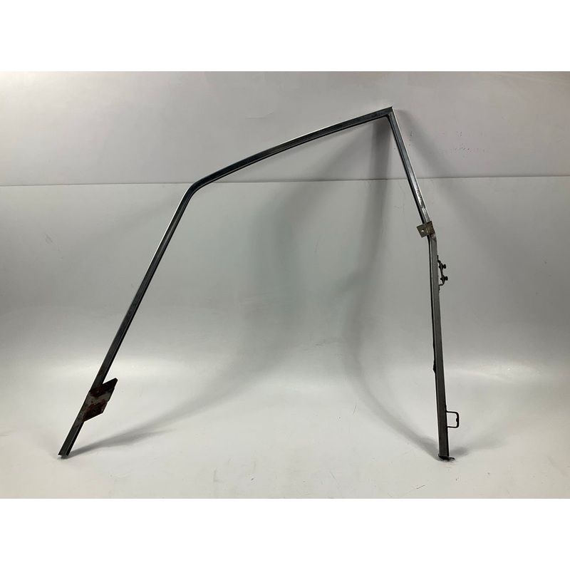 USED #85 Right Door Upper Window Glass Frame For 70-76 Datsun 240z 260z 280z S30