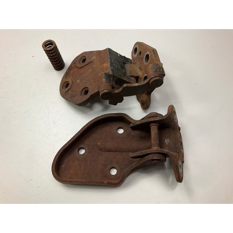 USED #91 - Left Door Upper & Lower Door Hinges, Set, OEM For 79-83 Datsun 280zx