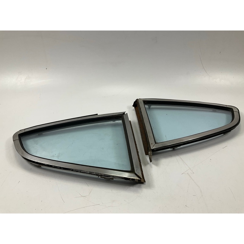 USED #10080 Rear Quarter Glass Set, Left & Right For 70-78 Datsun 240z 260z 280z