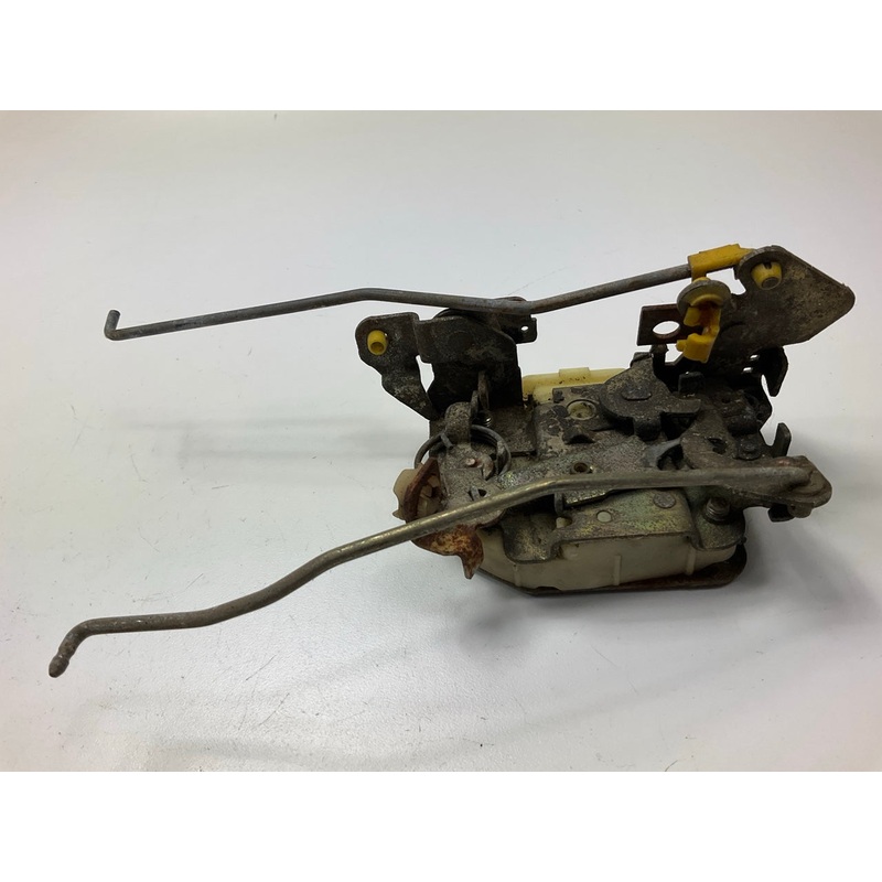 USED #113 Right Passengers Door Latch Lock OEM For 1979-1983 Datsun 280zx 2+2