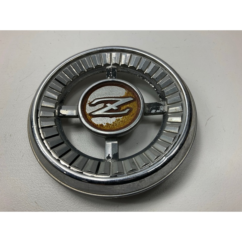 USED #256 - Rear Quarter Panel Right ''Z'' Emblem OEM For 1974-78 Datsun 260z 280z